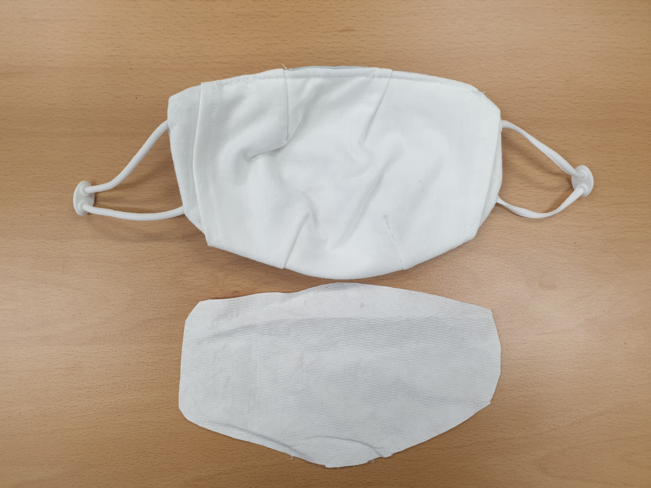 수제 필터 면 마스크.