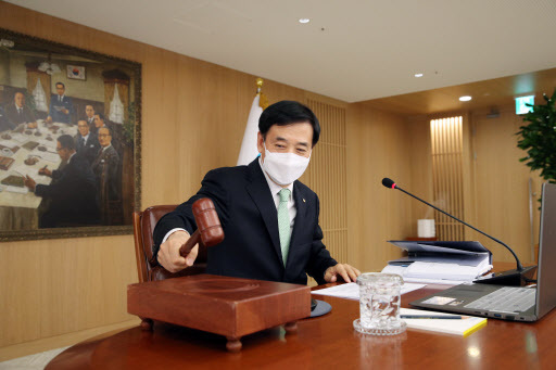BOK Gov. Lee Ju-yeol (Yonhap)