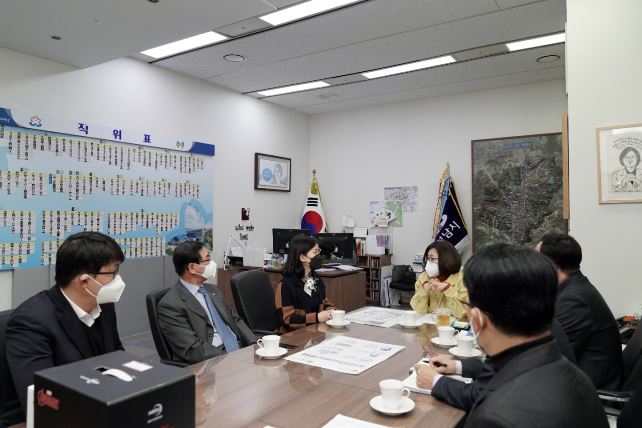 은수미성남시장이 감사의 마음을 전했다.[성남산업진흥원 제공]