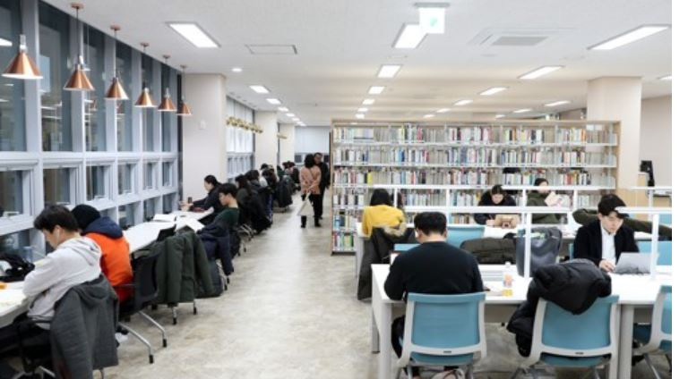 도서관 열람실. [사진=연합뉴스]