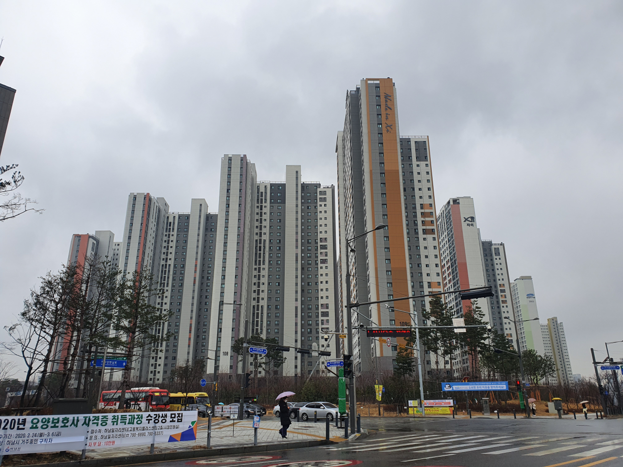 지하철 5호선 연장 개통, GTX-D 노선 논의 등 교통 호재가 있지만, 12·16 부동산 대책 이후 경기 하남 미사강변도시의 아파트 거래가 급격히 줄었다. 하남시 대장주로 꼽히는 풍산동 ‘미사강변센트럴자이’ [사진=민상식 기자]