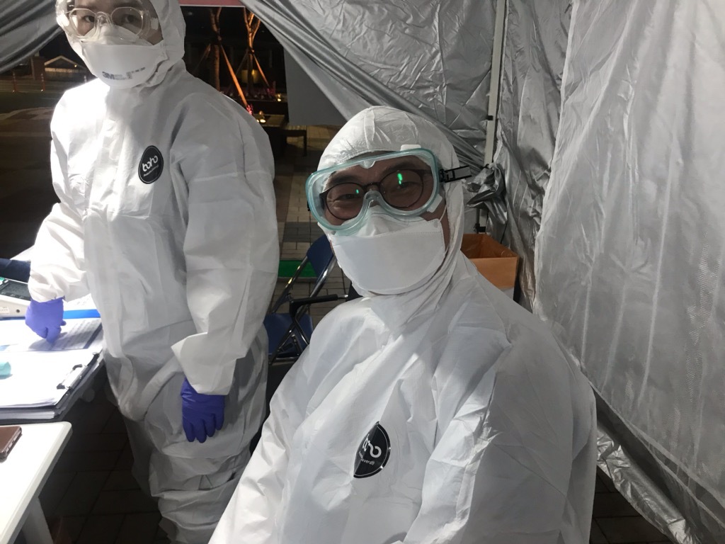 Dr. Kim Eun-yong in protective suit at a coronavirus-only treatment center in Keimyung University Dongsan Hospital in Dalseo, a western Daegu district. (Kim Eun-yong)