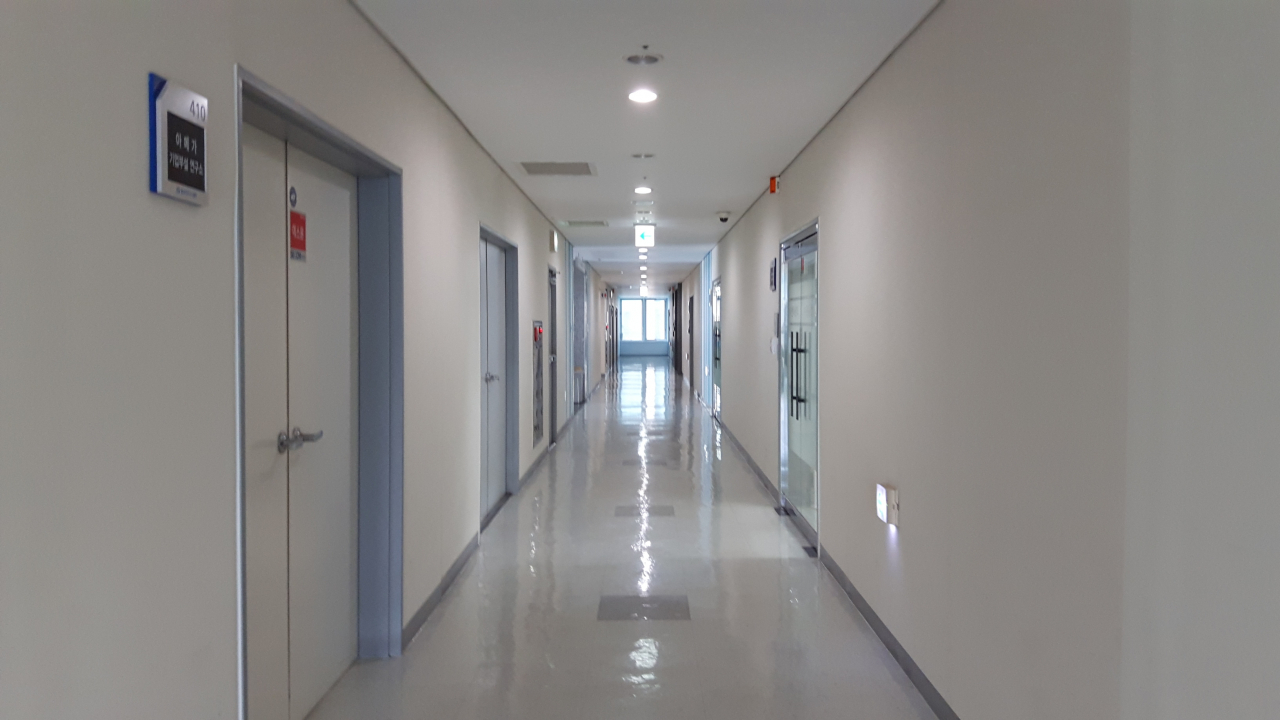 수원시벤처기업지원센터 내부. [수원시 제공]
