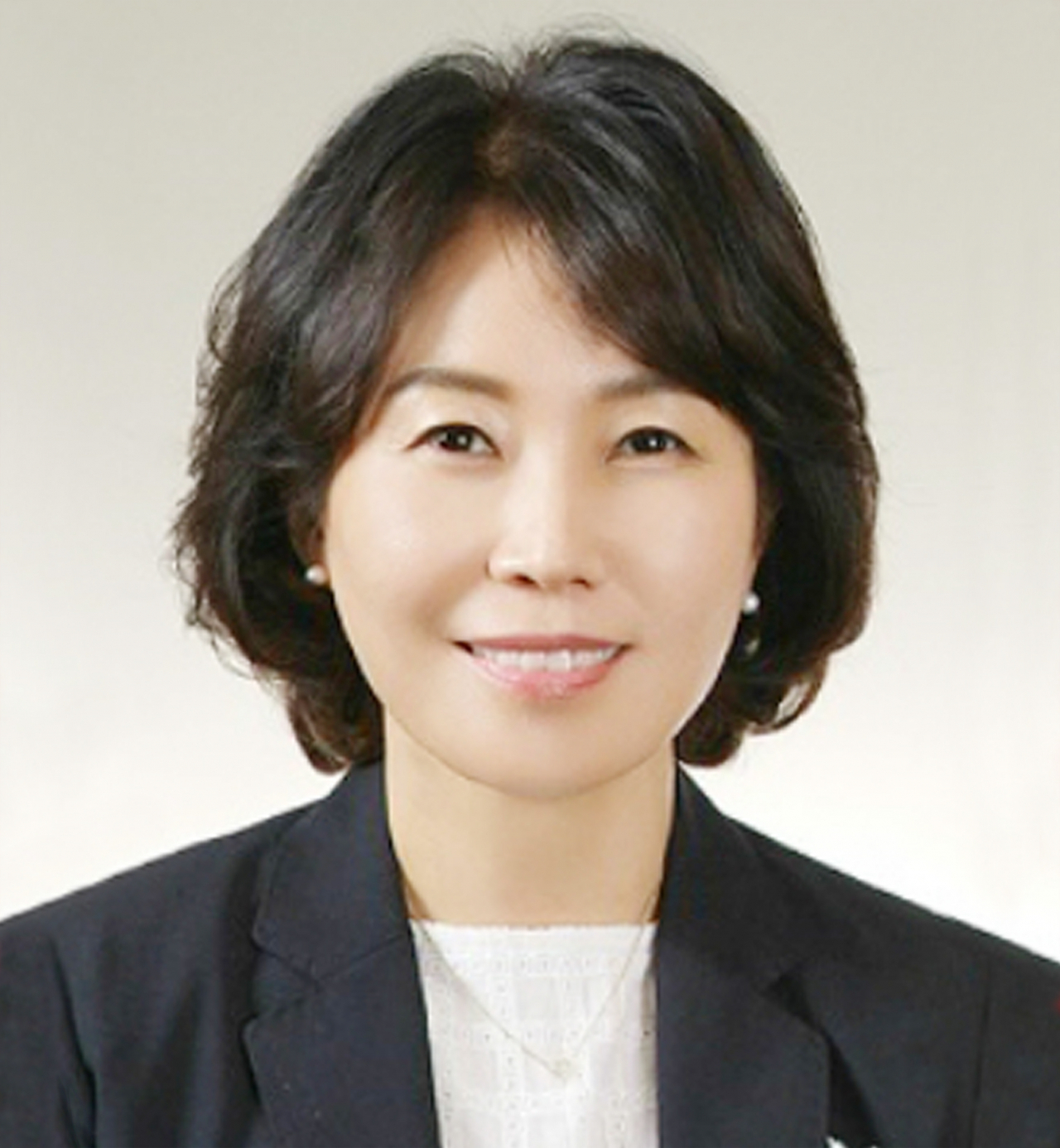 금융위원회가 4일 정례회의에서 금융감독원 소비자보호 업무 책임자인 금융소비자보호처장에 김은경 한국외국어대학교 법학전문대학원 교수를 임명했다고 밝혔다. 연합뉴스