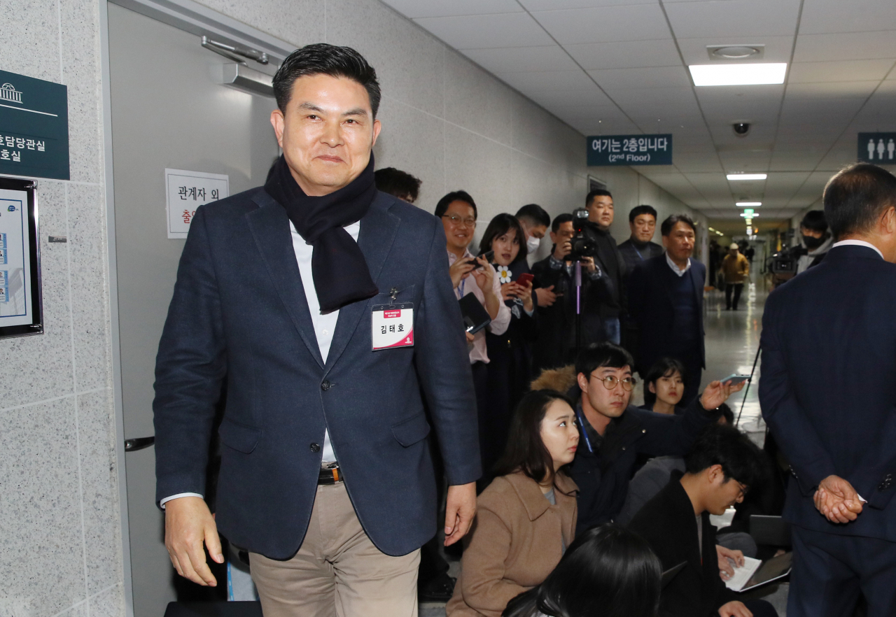 김태호 전 경남지사가 지난달 20일 국회 의원회관에서 열린 미래통합당의 제21대 국회의원 예비후보자 면접에 참석하고 있다. [연합]