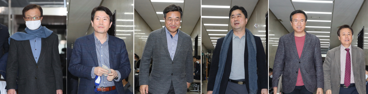 더불어민주당 이해찬 대표(왼쪽부터), 이인영 원내대표, 윤호중 사무총장, 김종민 의원, 이근형 전략기획위원장, 도종환 전략공천위원장이 8일 국회에서 비례연합정당 논의를 위해 열린 비공개 최고위원회의에 각각 참석하고 있다. 연합뉴스