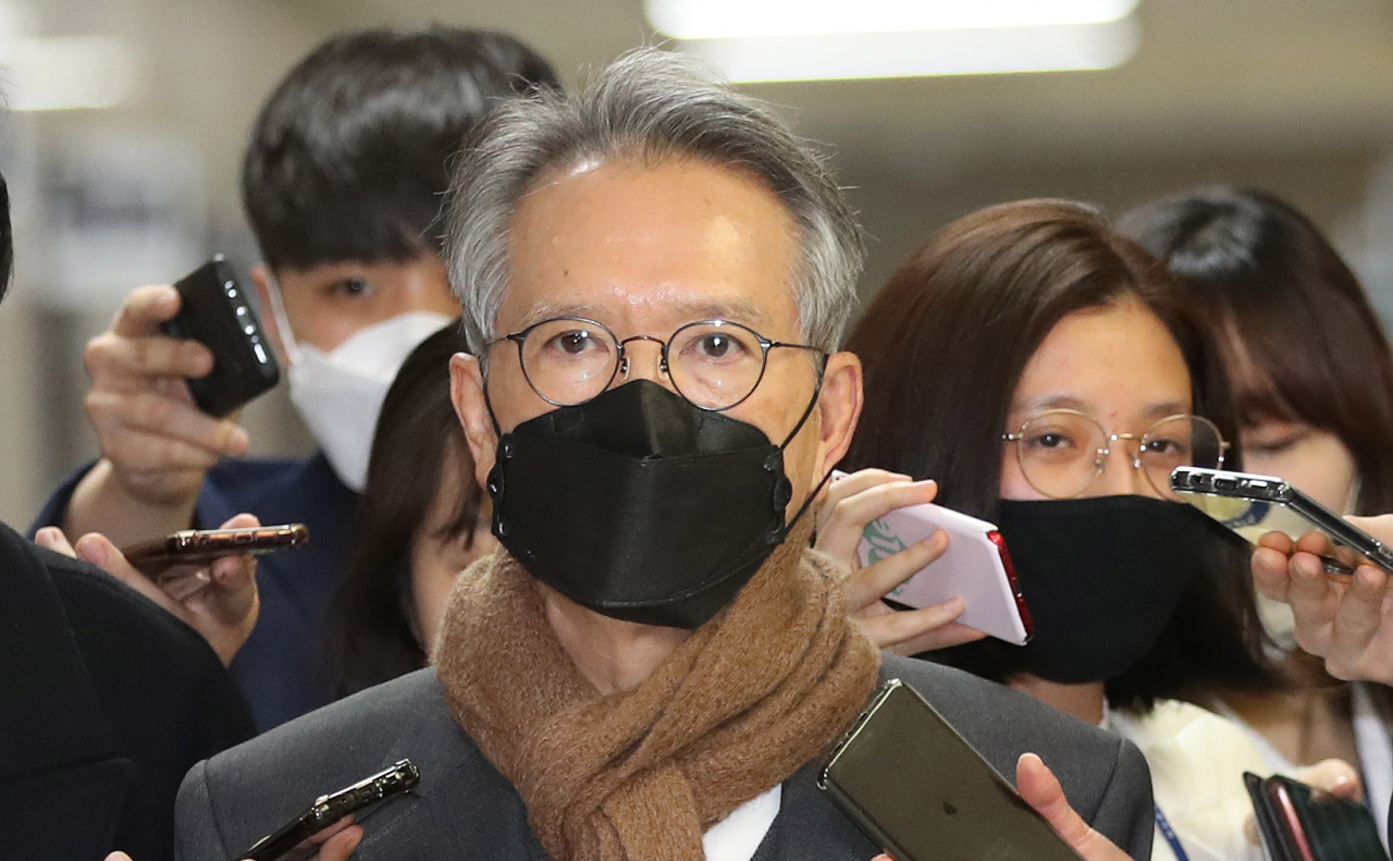 김형오 전 국회의장이 2020년 3월 미래통합당 공천관리위원회장 자격으로 서울 여의도 국회에서 열린 공천관리위원회에 참석하고 있다. [연합]
