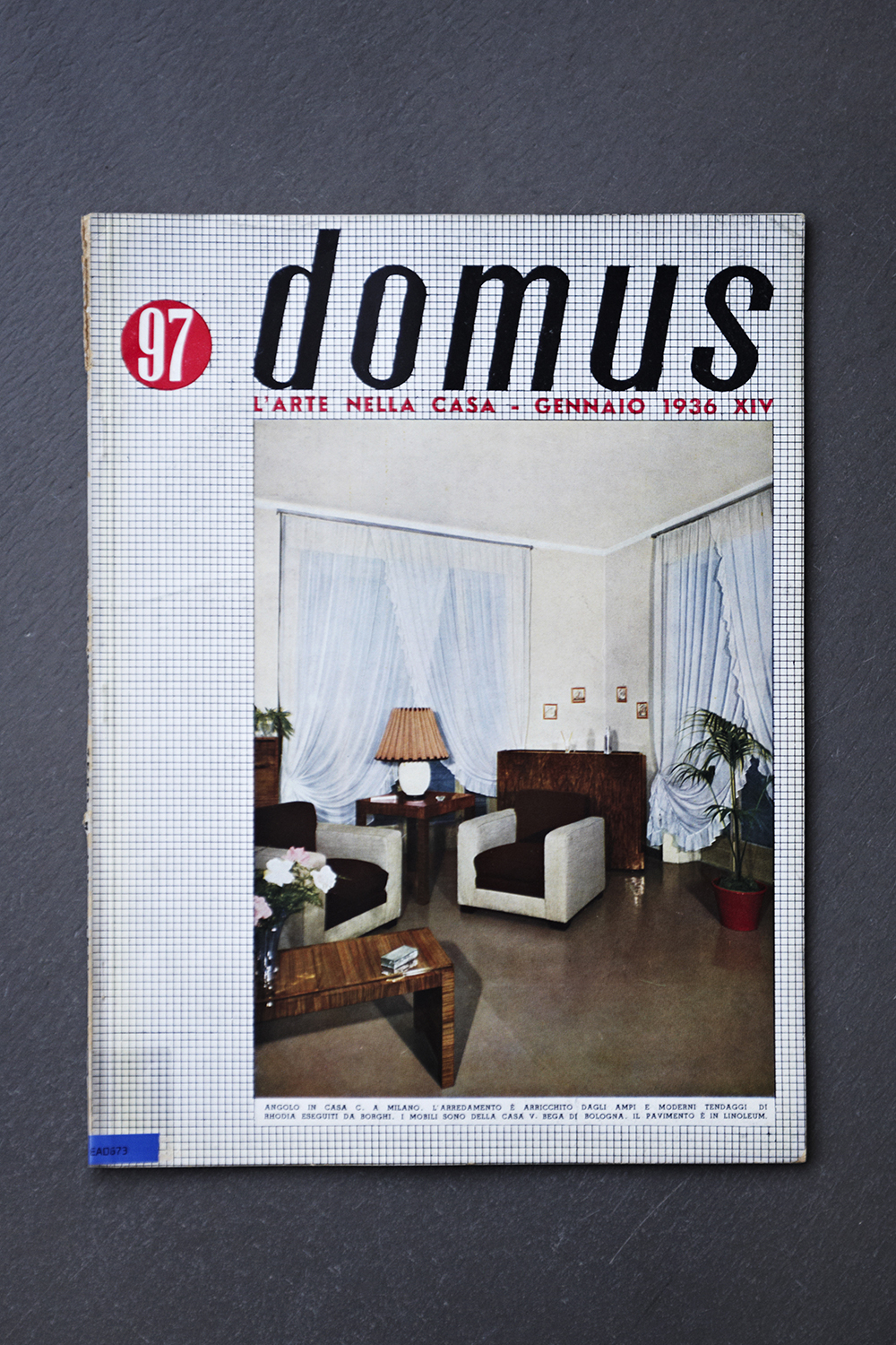 1928년 이탈리아 건축의 대가 ‘지오 폰티(Gio Ponti)’가 창간한 세계적인 건축 매거진 ‘도무스(Domus)’