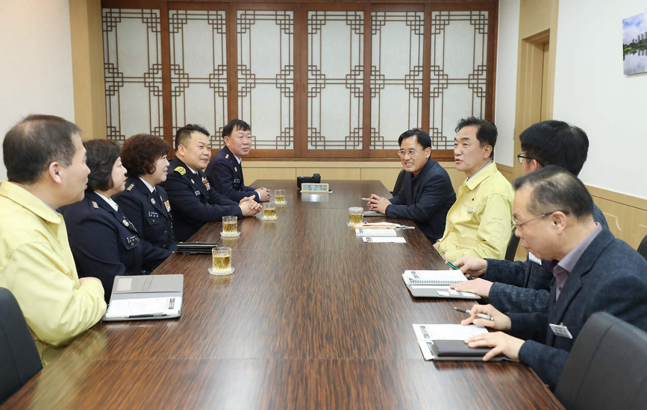 평택시는 평택의용소방대와 간담회를 개최했다. [평택시 제공]