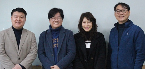 뉴패러다임인베스트먼트 배상승(왼쪽부터), 고양이수염 이상우, 이인자, 뉴패더라임 박제현 대표가 투자협약을 체결한 뒤 자리를 함께 했다.