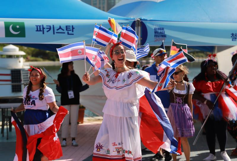 지난해 개최한 지구촌명절축제 장면