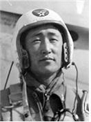 4월의 6.25 전쟁영웅으로 선정된 나창준 공군소령.[사진=전쟁기념관]