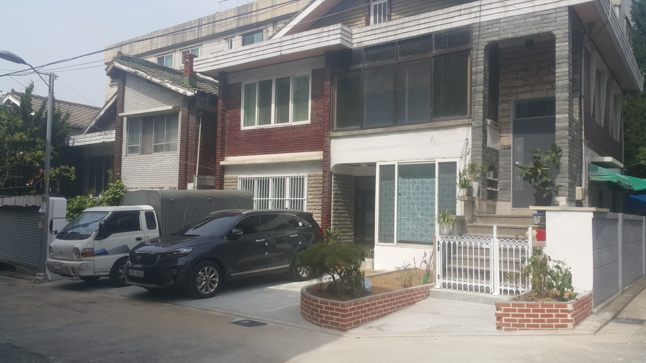 은평구 담장허물기사업 참여주택. [은평구 제공]