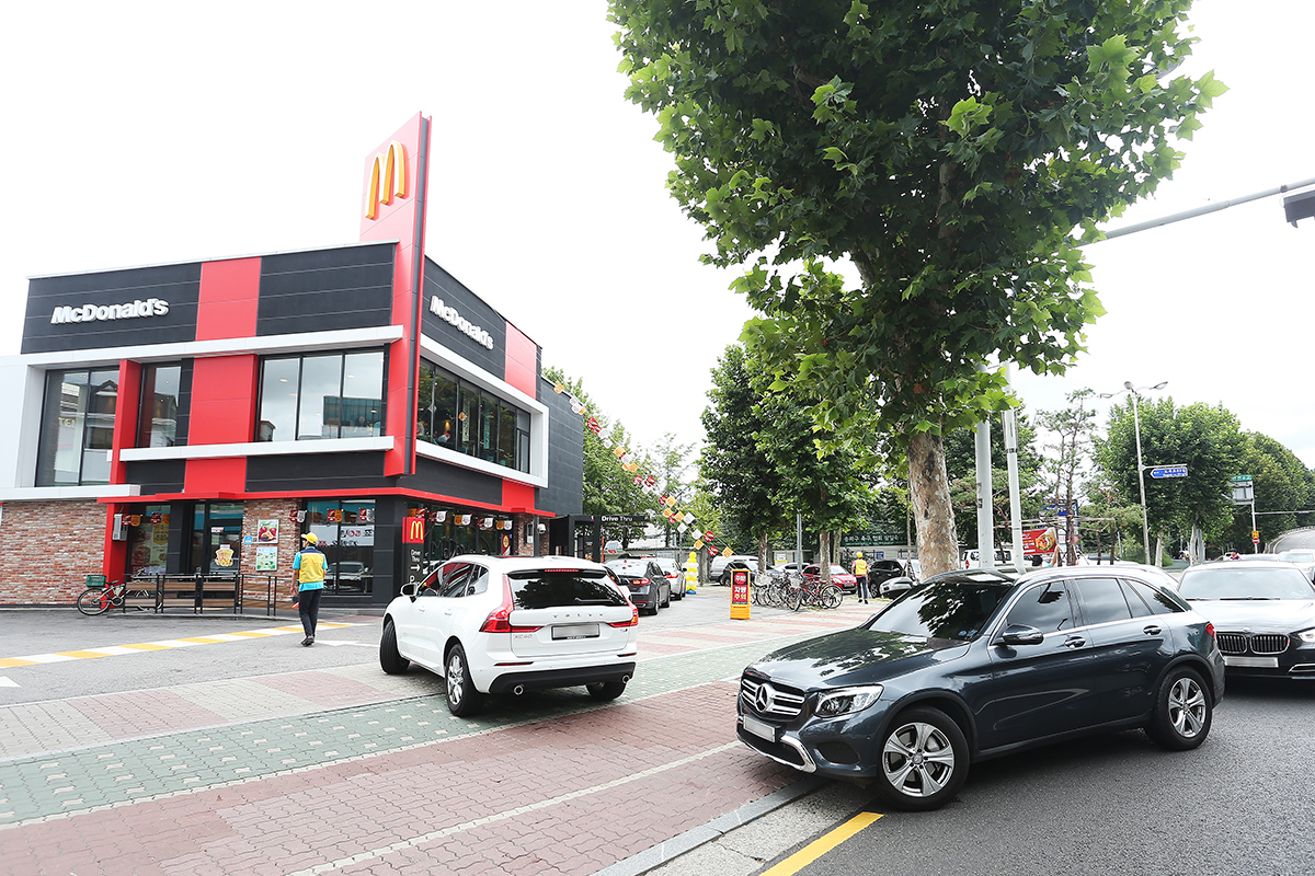 맥도날드의 드라이브 스루(DT) 매장 [사진제공=한국맥도날드]