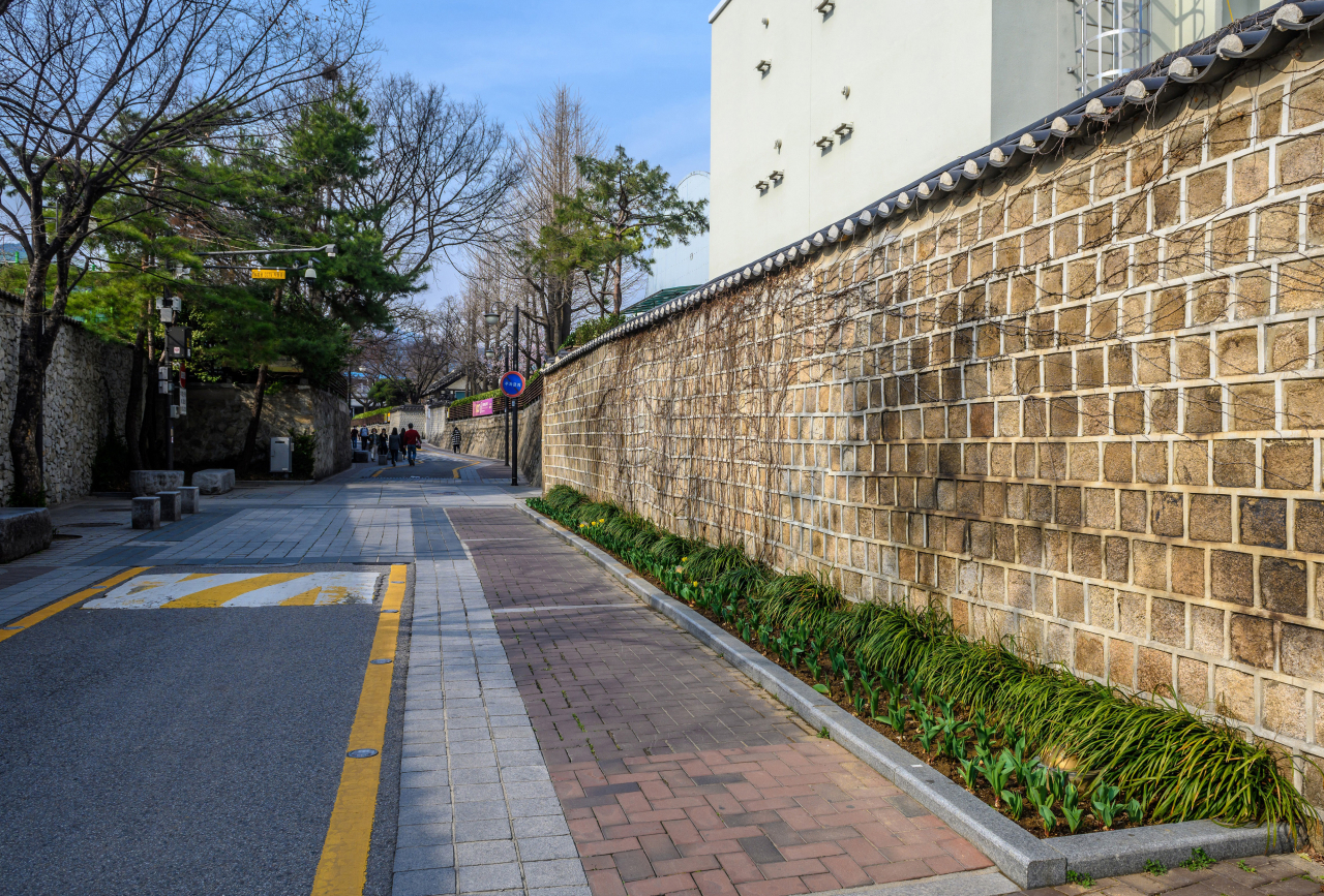 감고당길