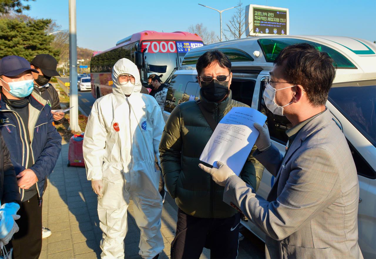 안산시는 해외입국 외국인에 맞춤형 통역서비스를 지원한다. [안산시 제공]