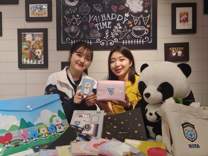 롯데백화점 미아점이 온라인몰 '엘롯데'를 통해 선보이는 캐릭터 브랜드 'BT21' [사진제공=롯데백화점]