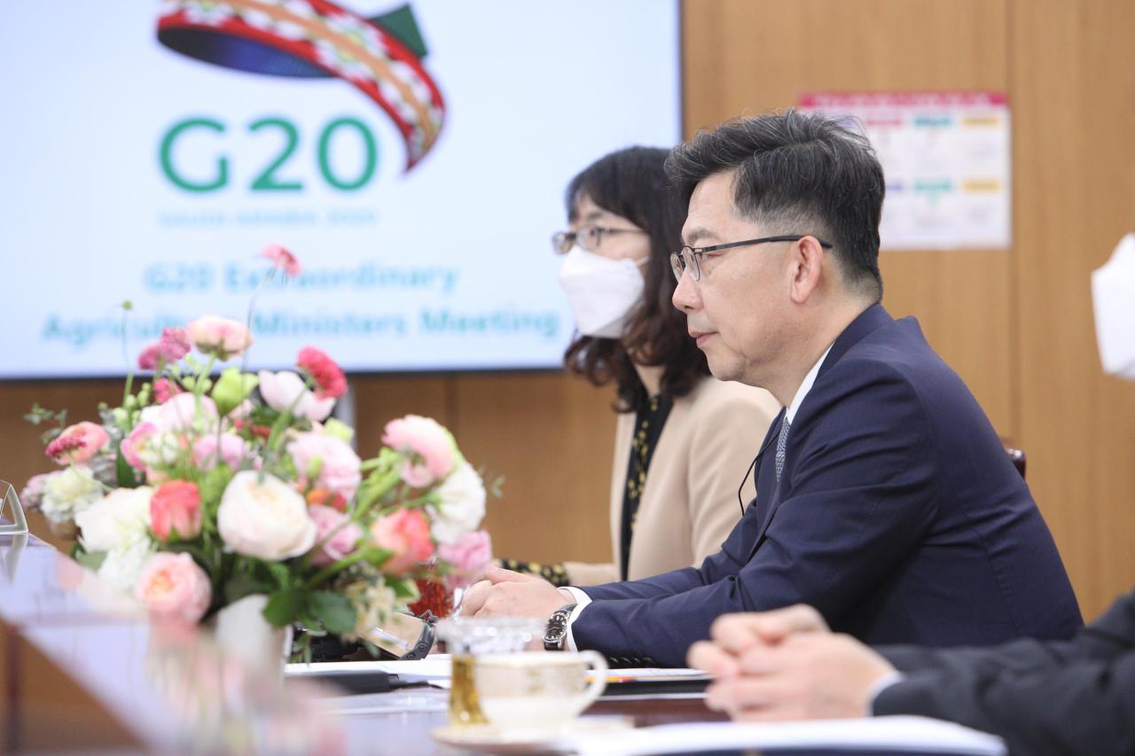 (Yonhap)