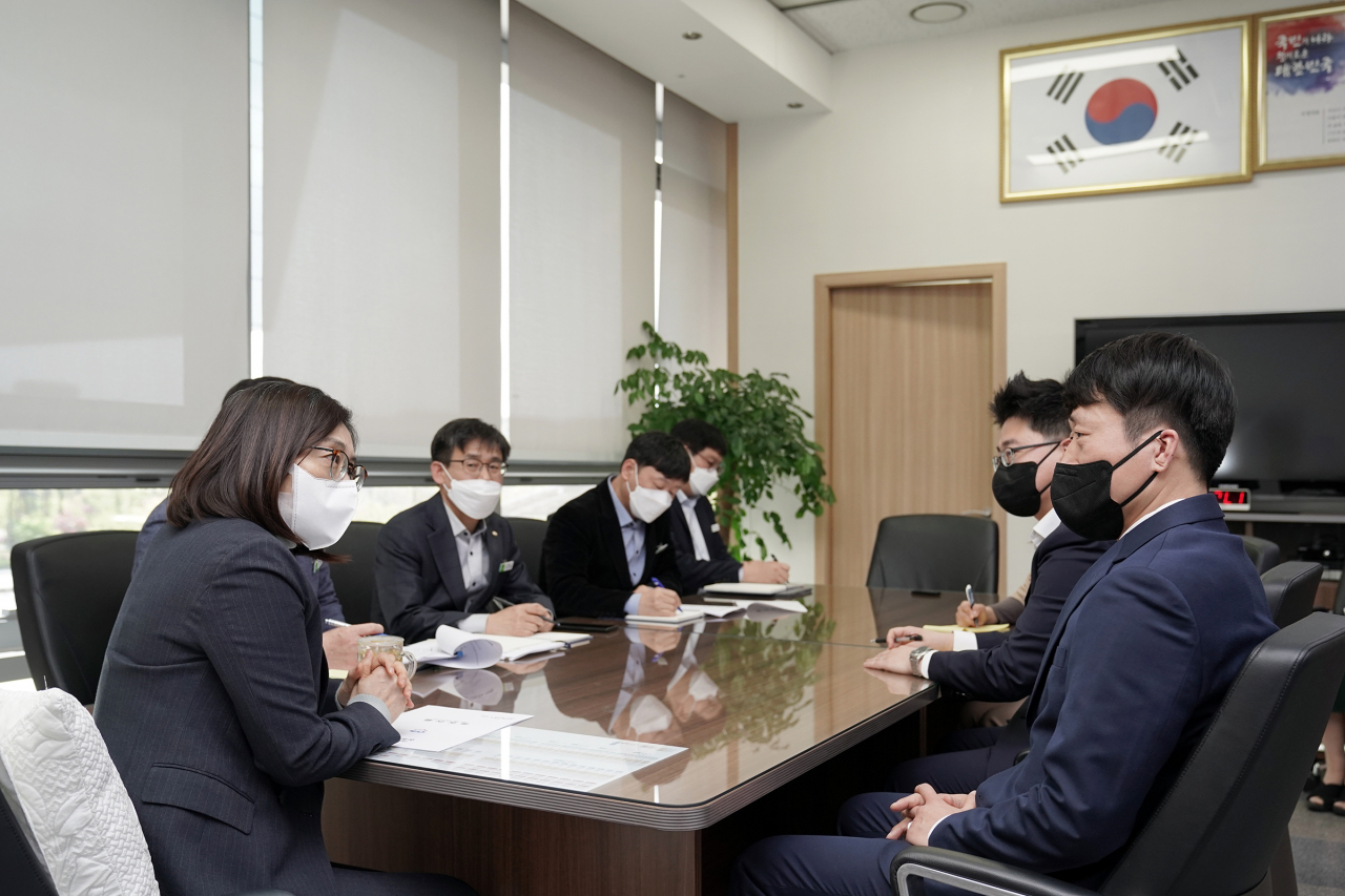 은수미 성남시장은 최우식대표와 간담회를 가졌다. [성남시 제공]