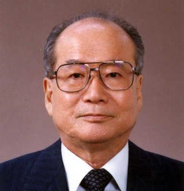 김정렴 박정희대통령기념사업회 회장.