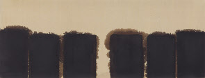 윤형근, Burnt Umber Ultramarine, 91-86, 1991, Oil on linen, 80x208cm [사진제공=PKM갤러리]