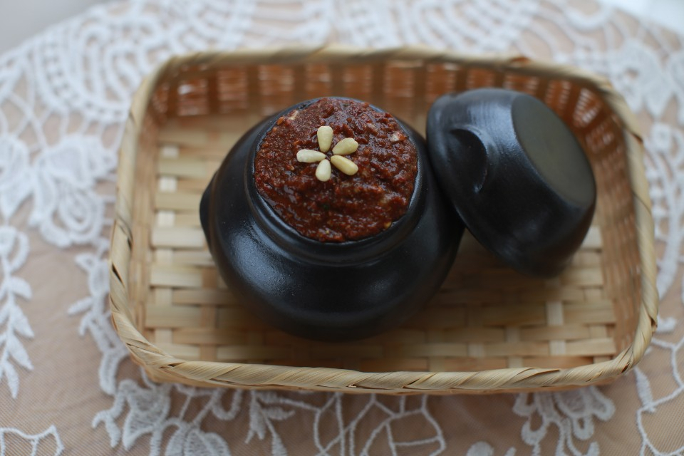 2017년 맛의 방주에 오른 칠게젓은 남도의 밥도둑으로 꼽힌다. [담희전통음식연구소 제공]