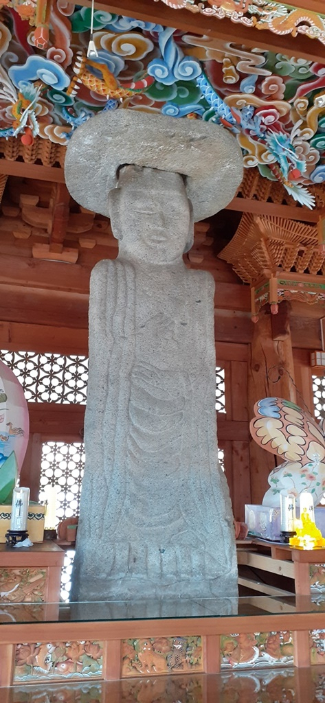 양평 미륵사 석조여래입상. [경기도 제공]