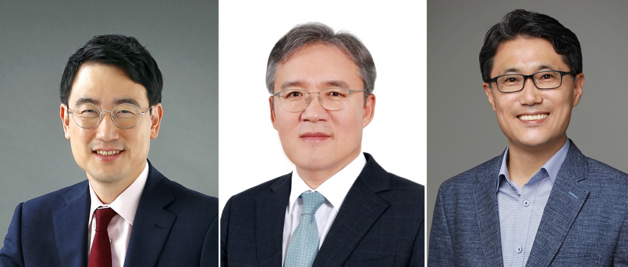 왼쪽부터 이석주 AK홀딩스 대표이사, 임재영 애경산업 대표이사, 박흥식 애경유화 대표이사