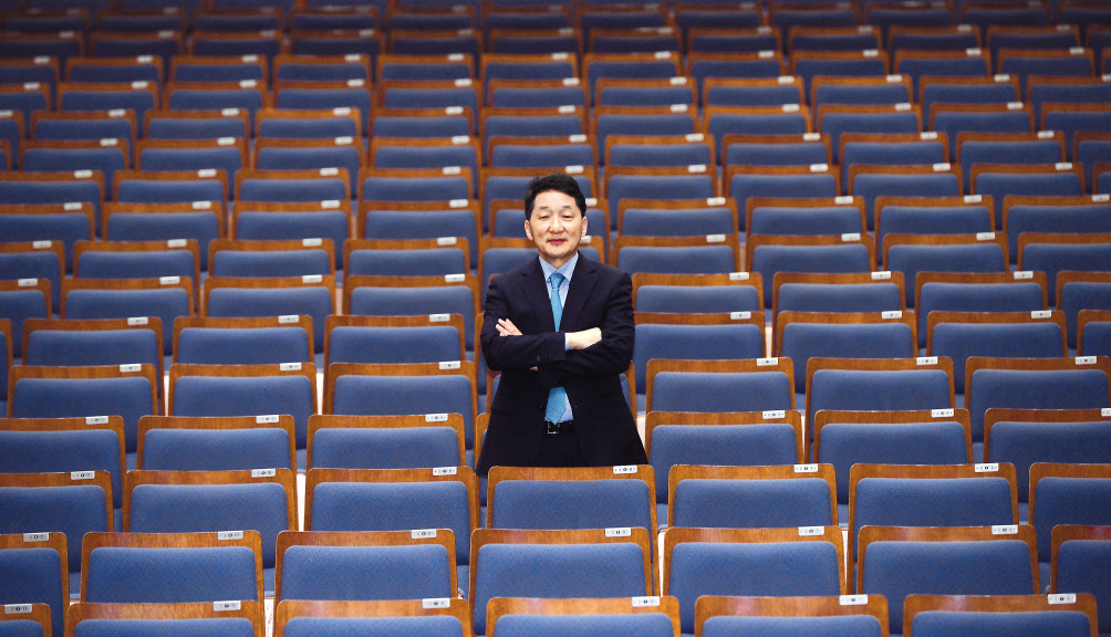 유인택 예술의전당 사장 이상섭 기자
