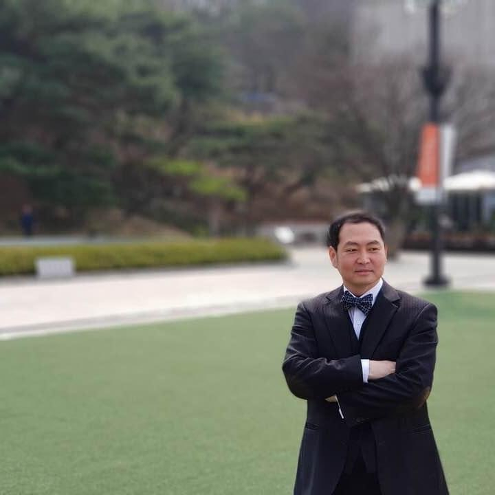 윤호근 전 국립오페라단 단장