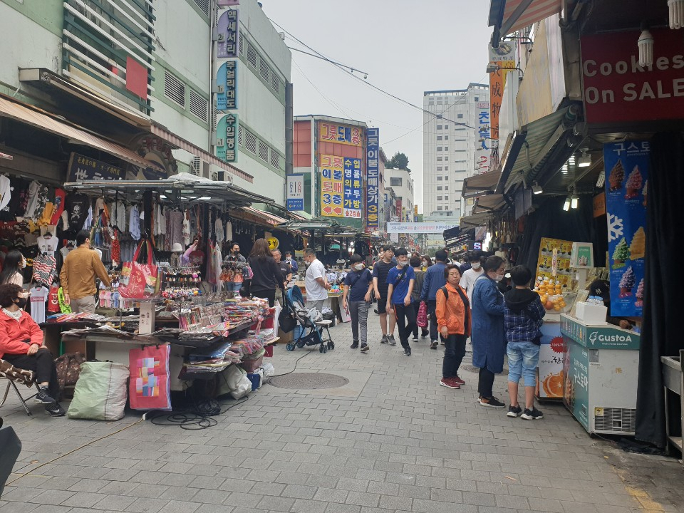 18일 서울 중구 남대문시장. 중심 거리가 한산하다. [사진=박재석 기자]