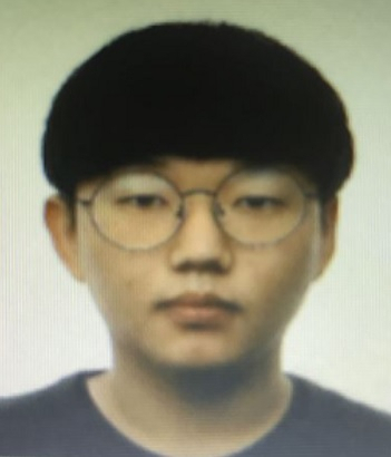 ‘n번방’ 운영자 ‘갓갓’으로 확인된 문형욱. 신상이 공개되자, 문형욱이 재학중인 학교는 퇴학을 염두한 징계절차에 들어갔다 [사진=경북지방경찰청 제공]
