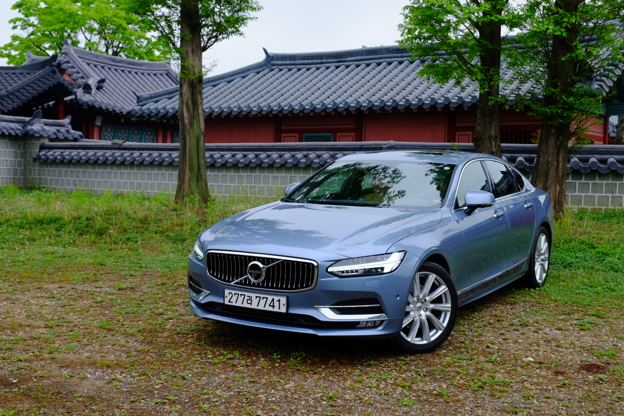 볼보 S90 T5 INS. [정찬수 기자]