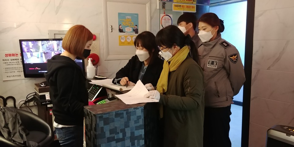 안산시는 코로나19 확산 방지를 위한 클럽 업소 등 특별점검을 강화한다. [안산시 제공]