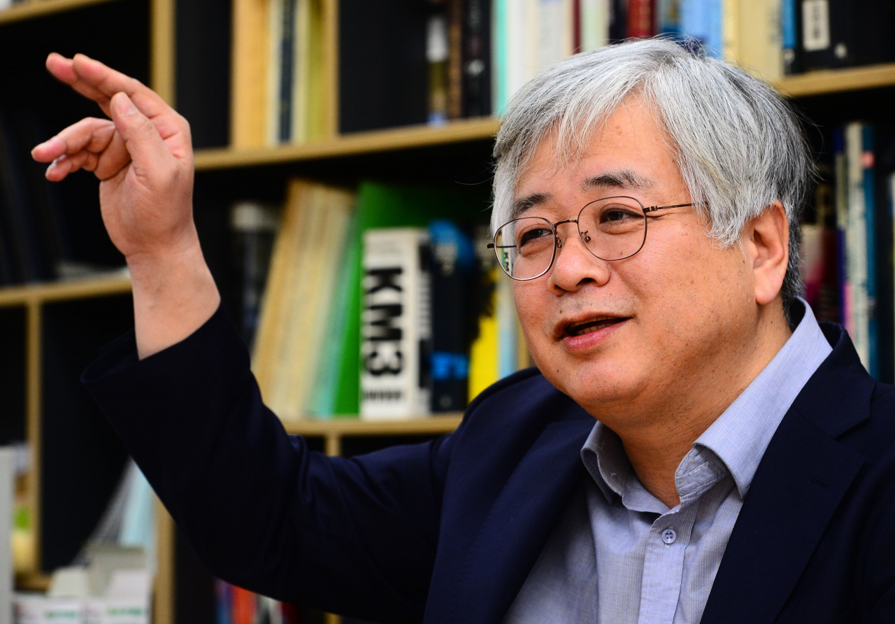 심교언 건국대 부동산학과 교수는 “서울 집값은 조정을 거친 뒤 더 견고해질 수 있다”고 말했다. 박해묵 기자