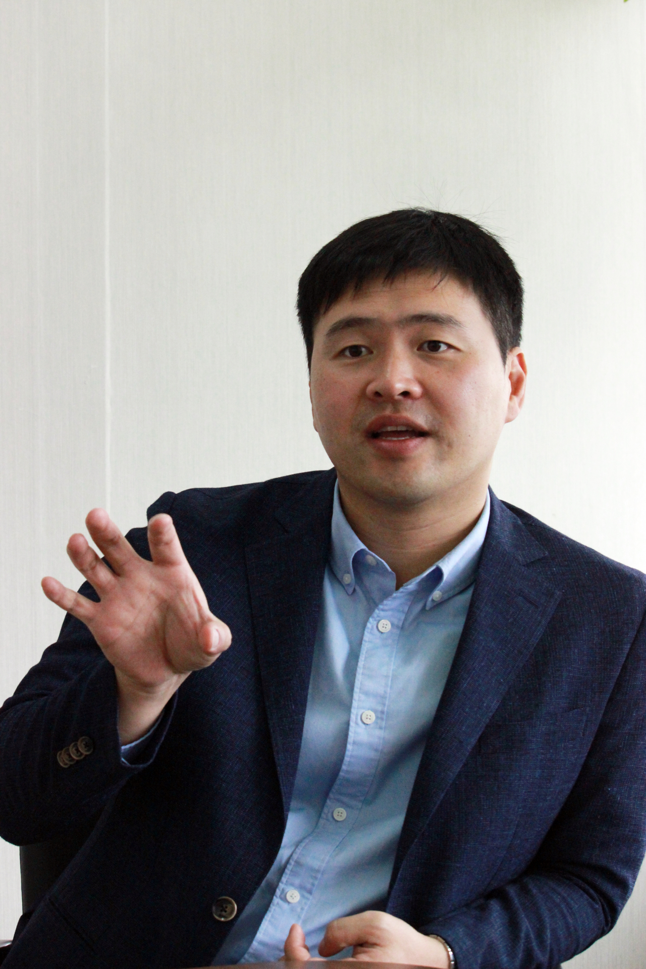 오는 28일 ‘헤럴드 부동산포럼 2020’에서 두번째 발표자로 나서는 이태희 한국건설산업연구원 부연구위원(도시 및 지역계획학 박사)은 “시장이 원하는 입지에 원하는 품질의 주택을 빠르게 공급하기 위해서는 정비사업에 지나치게 부과돼 있는 불합리한 규제완화가 절실하다”고 강조했다. [사진=건산연 제공]