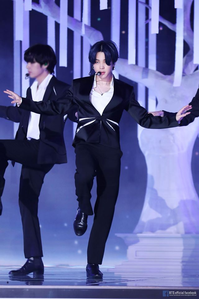 [방탄소년단 공식 페이스북]