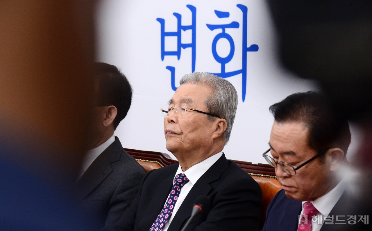 [헤럴드경제=이상섭 기자] 김종인 미래통합당 비상대책위원장이 1일 국회에서 열린 첫 비상대책위원회의에서 발언하고 있다. babtong@heraldcorp.com
