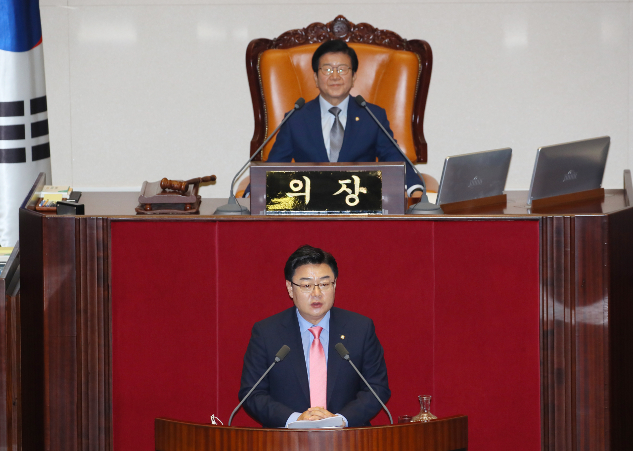 김성원 미래통합당 원내수석부대표가 12일 국회 본회의에서 의사진행발언하고 있다. [연합]