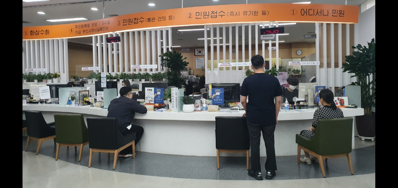 고양시가 ‘민원처리기간 단축제’를 도입, 시행함으로써 생활밀착형 민원 처리속도를 한층 높였다. [고양시]
