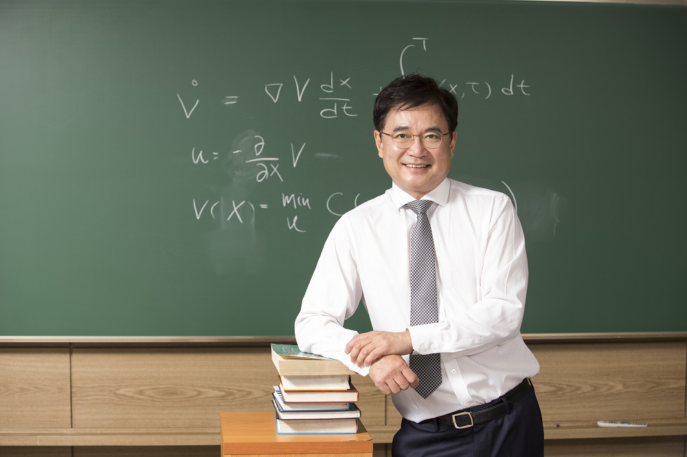 이재형 KAIST 생명화학공학과 교수.[KAIST 제공] 미성숙 기술의 평가 지표 계산을 위한 3단계 분석 전략.[KAIST 제공]