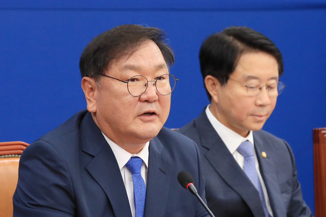 김태년 더불어민주당 원내대표가 23일 오전 서울 여의도 국회에서 열린 원내대책회의에서 발언하고 있다. [연합]