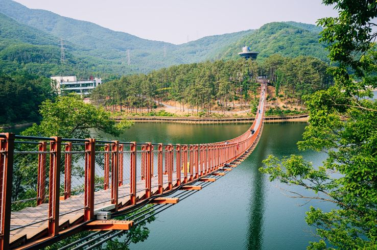 마장호수 출렁다리. [파주시]
