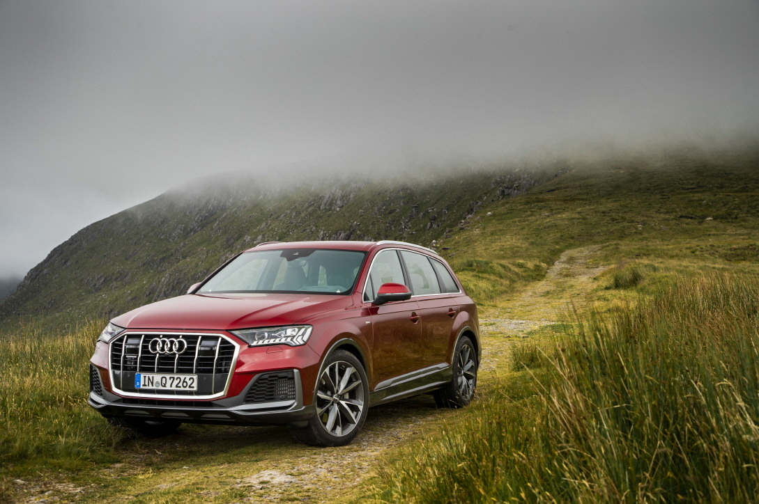 아우디 Q7 50 TDI 콰트로 프리미엄