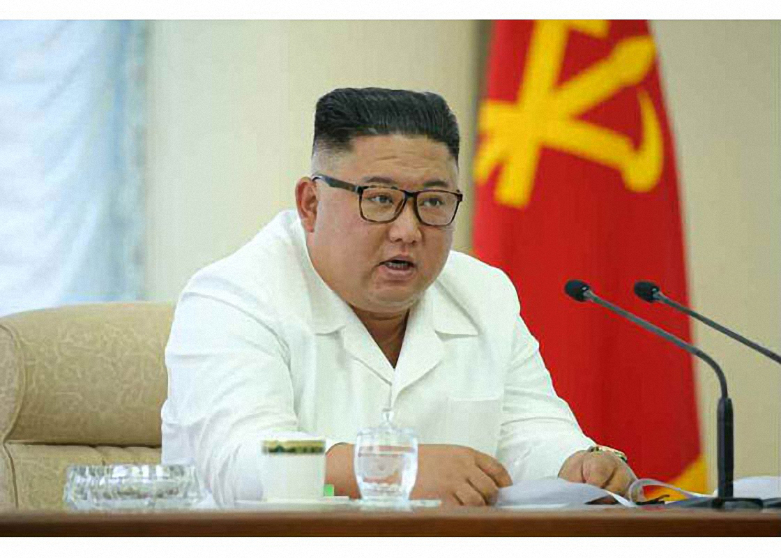 김정은 북한 국무위원장이 지난 7일 노동당 중앙위원회 제7기 제13차 정치국 회의를 열어 자립경제 발전과 인민생활 향상 방안 등을 논의했다고 노동신문이 8일 보도했다. [연합]