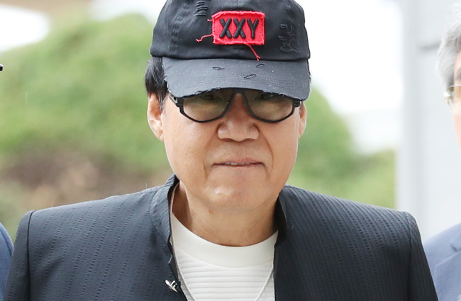 조영남