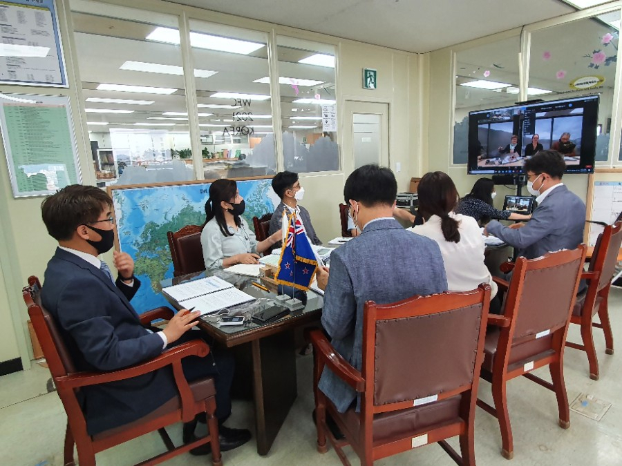 산림청, 한-뉴질랜드, 목재산업 정책·산림과학 등 산림협력 강화 화상회의 개최