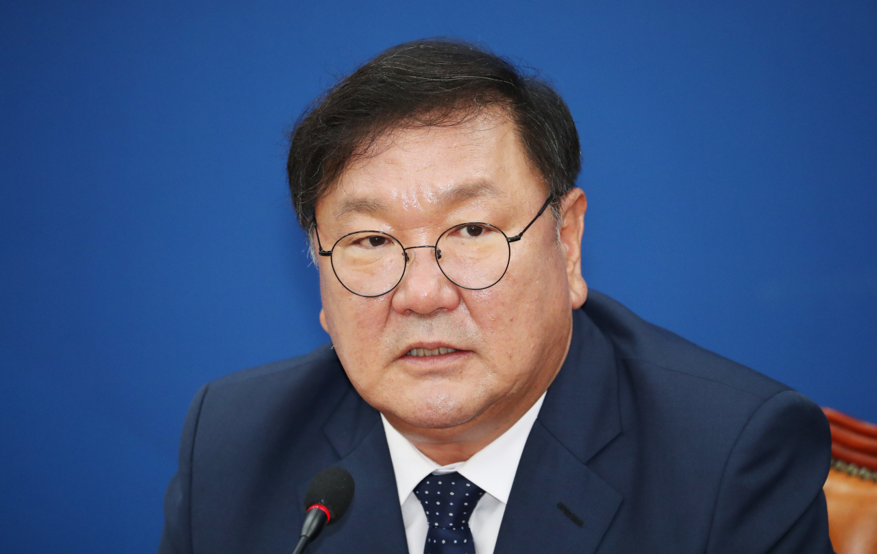 김태년 더불어민주당 원내대표가 29일 국회에서 국회의장과 여야 원내대표단 간 개원 협상이 결렬된 뒤 기자간담회를 열고 있다. [연합]
