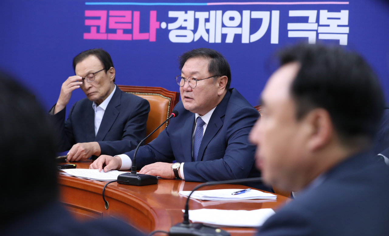 김태년 더불어민주당 원내대표가 6일 오전 서울 여의도 국회에서 열린 최고위원회의에서 발언하고 있다. [연합]