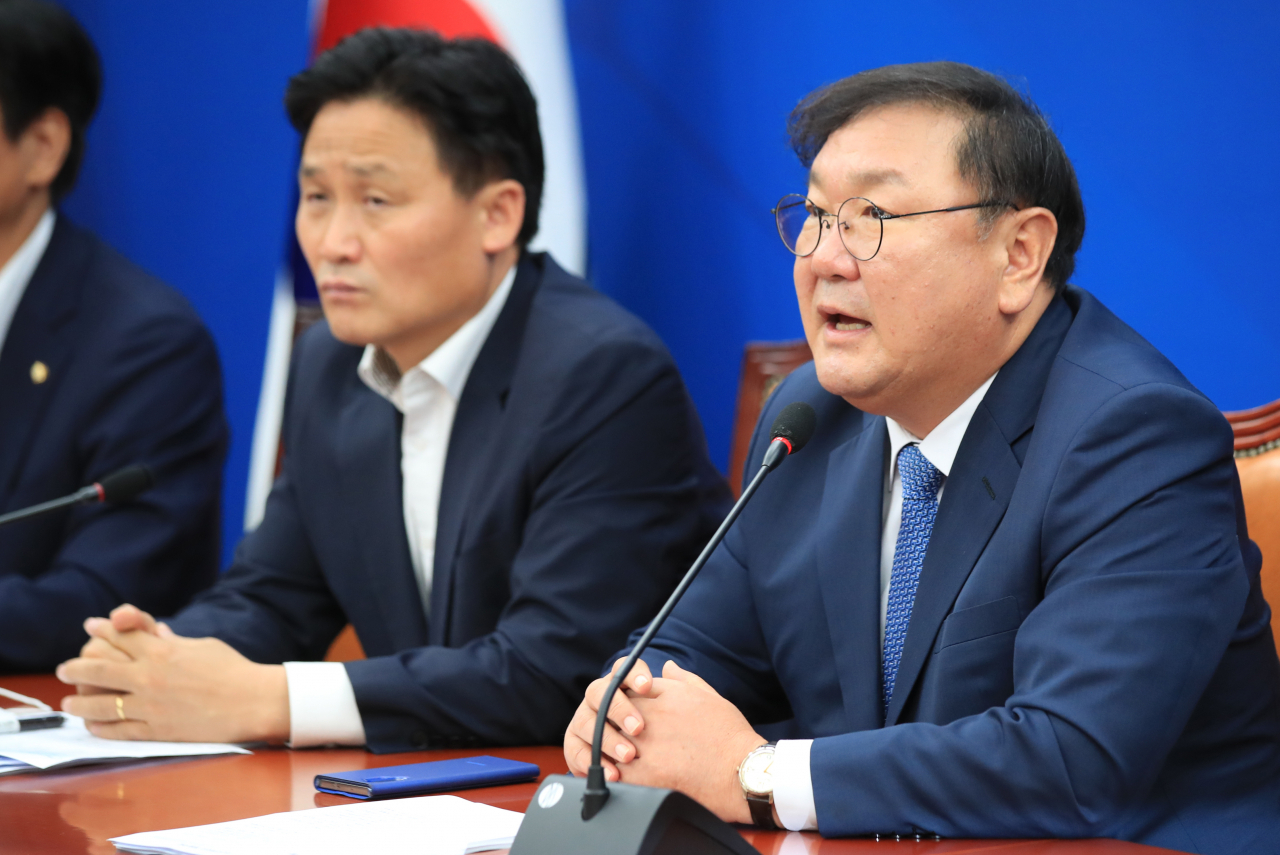 김태년 더불어민주당 원내대표가 7일 오전 서울 여의도 국회에서 열린 원내대책회의에서 발언하고 있다. [연합]